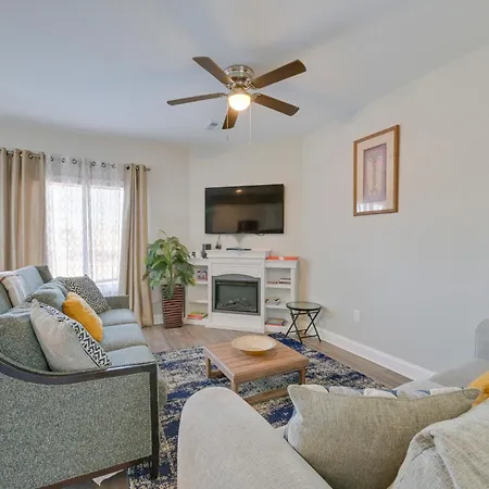 5 Mi To Charlotte Motor Speedway Cozy Townhome